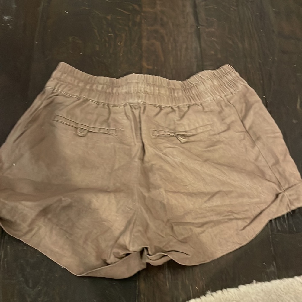 Shorts - Picture 2 of 2